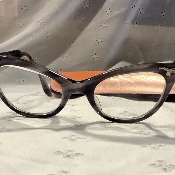1950-1960 black/grey celluloid womans bifocals - Picture 2 of 10